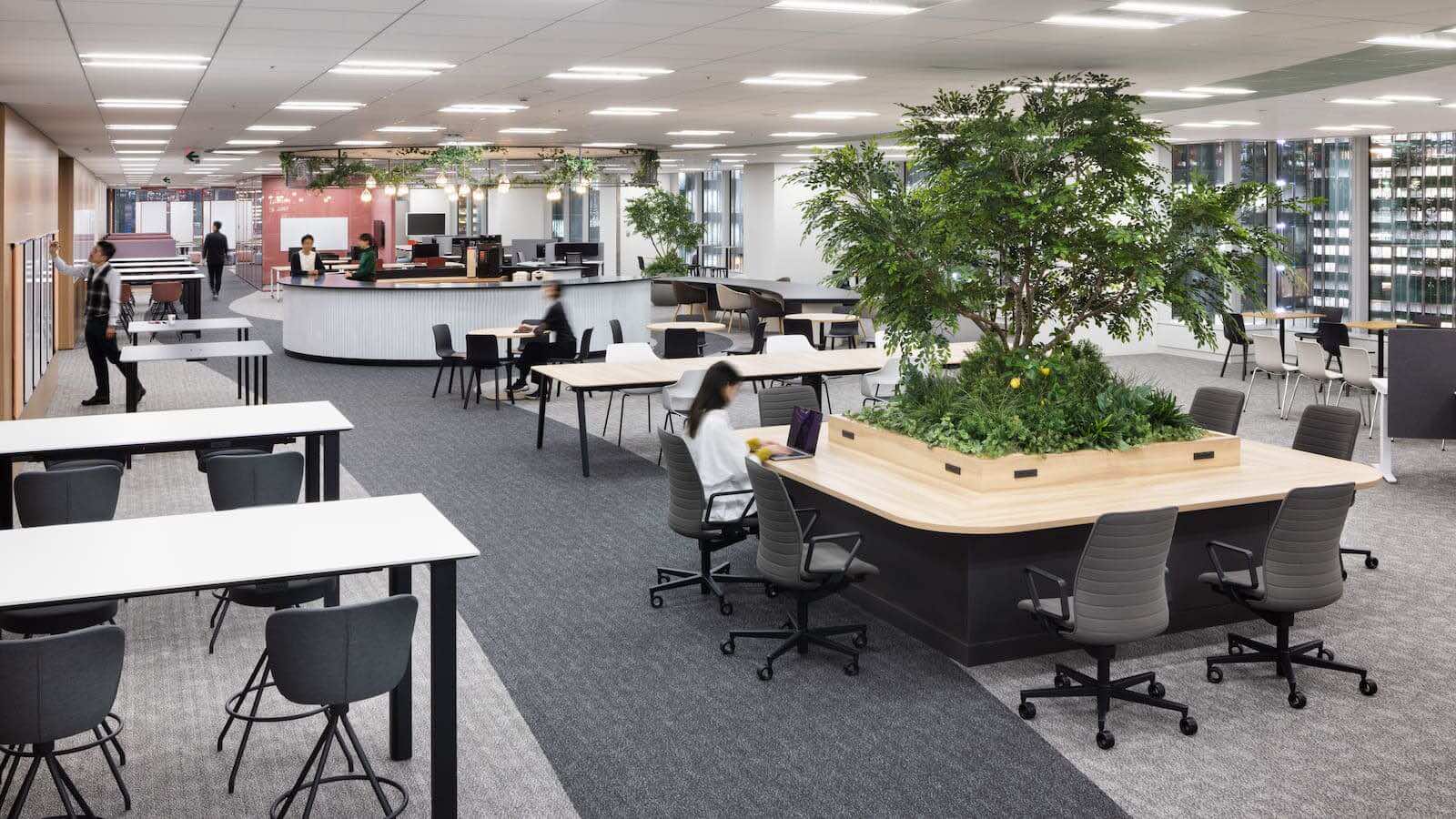 フリーアドレス制